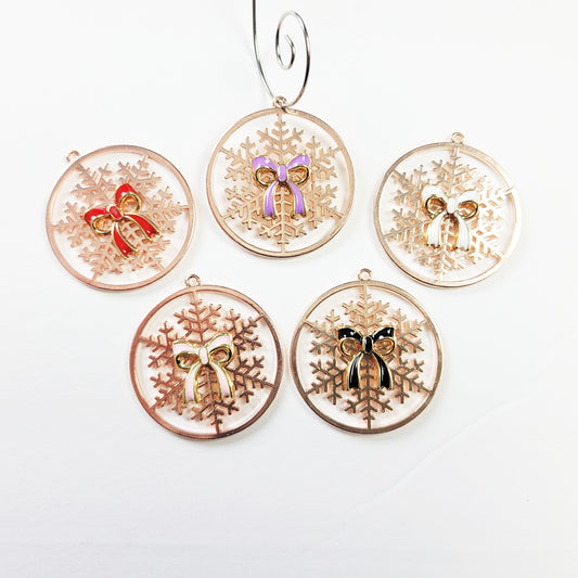 Mini Bougie Ornament with snowflake and enamel bow
